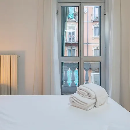 Renovated Near Loreto Padova 78 דירה *