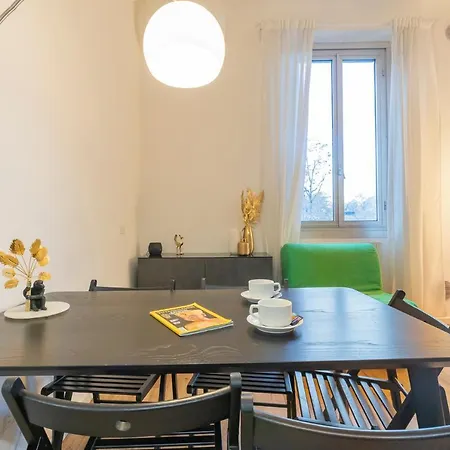 Renovated Near Loreto Padova 78 דירה *