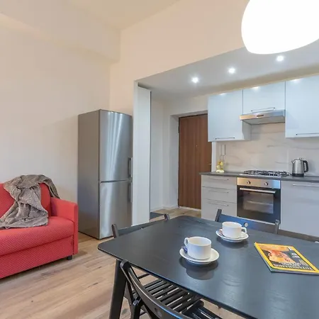 Apartment Renovated Near Loreto Padova 78